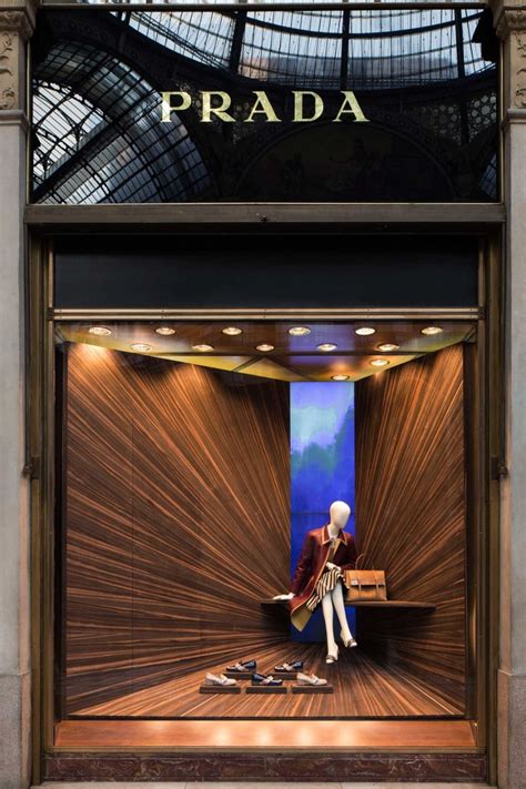 prada window display 2023